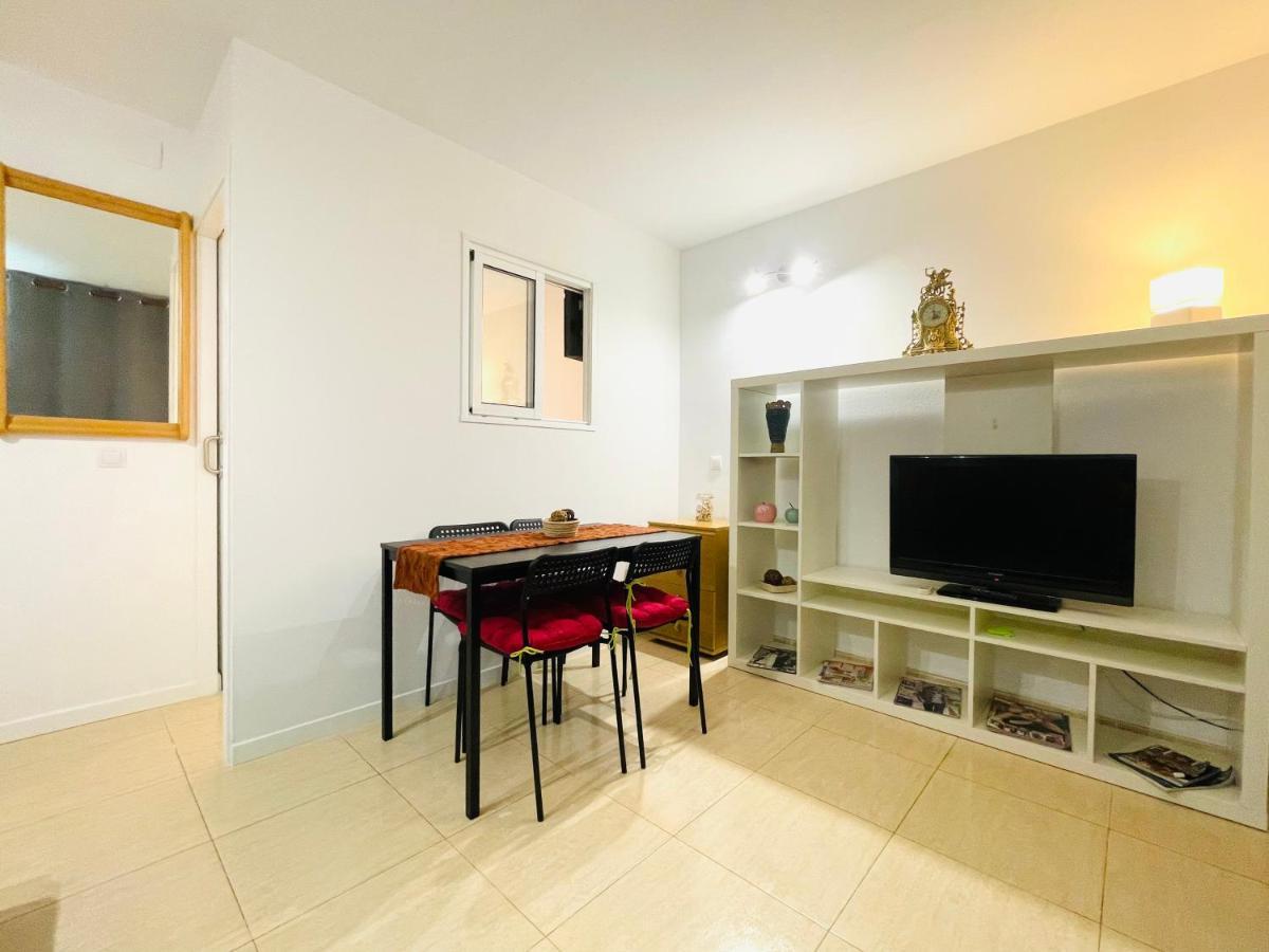 Renovado Apartamento En Zona Residencial A Pasos Del Mar Салоу Екстериор снимка